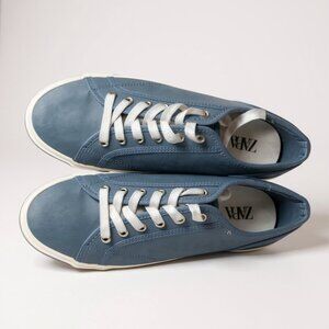 ZARA Blue And White Men BASIC SNEAKERS Size 42UE/ 9Us